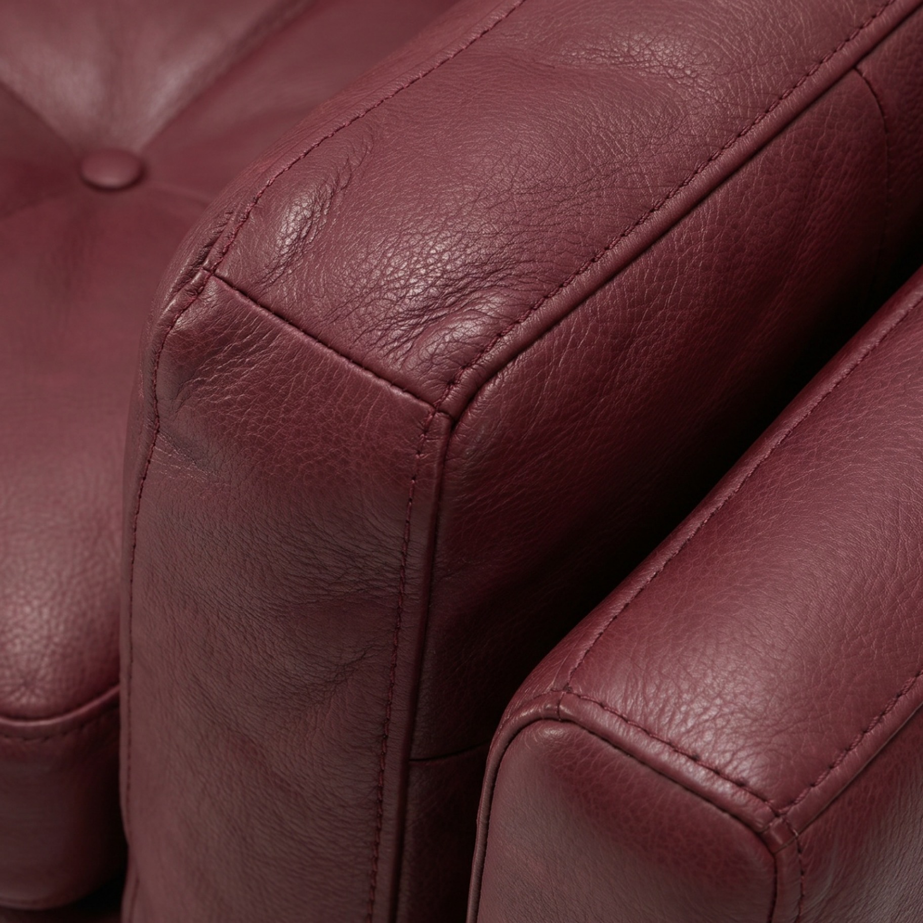 3-pers. lædersofa detalje – tekstur og materiale